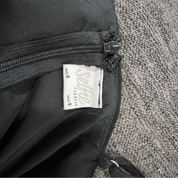 Selfie Leslie Dress - Picture 3 of 4